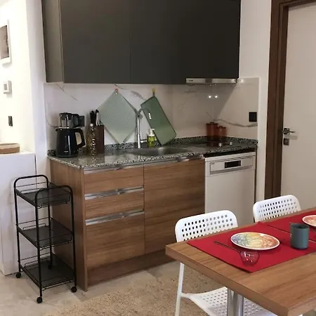Yasemin Apartment *